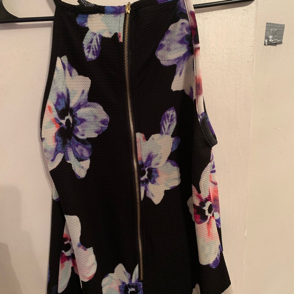 Dress. M - Picture 4 of 4
